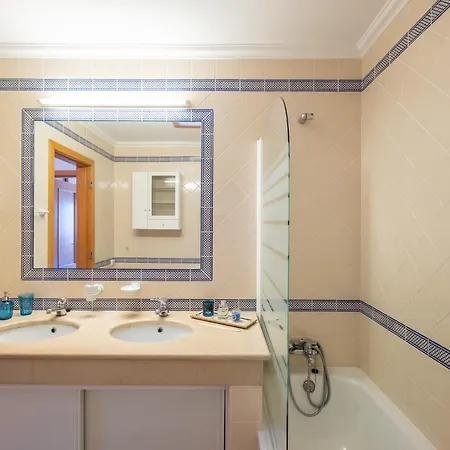 Vila #25 Charming Sea View Privateterrace & Jacuzzi Albufeira